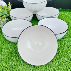 A set of 6pcs Bowls