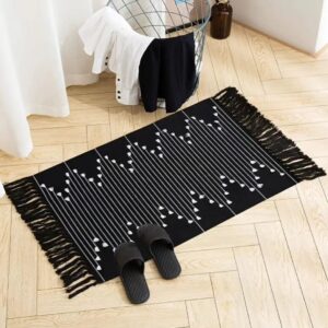 Bohemian Geometric Rugs with Tassles